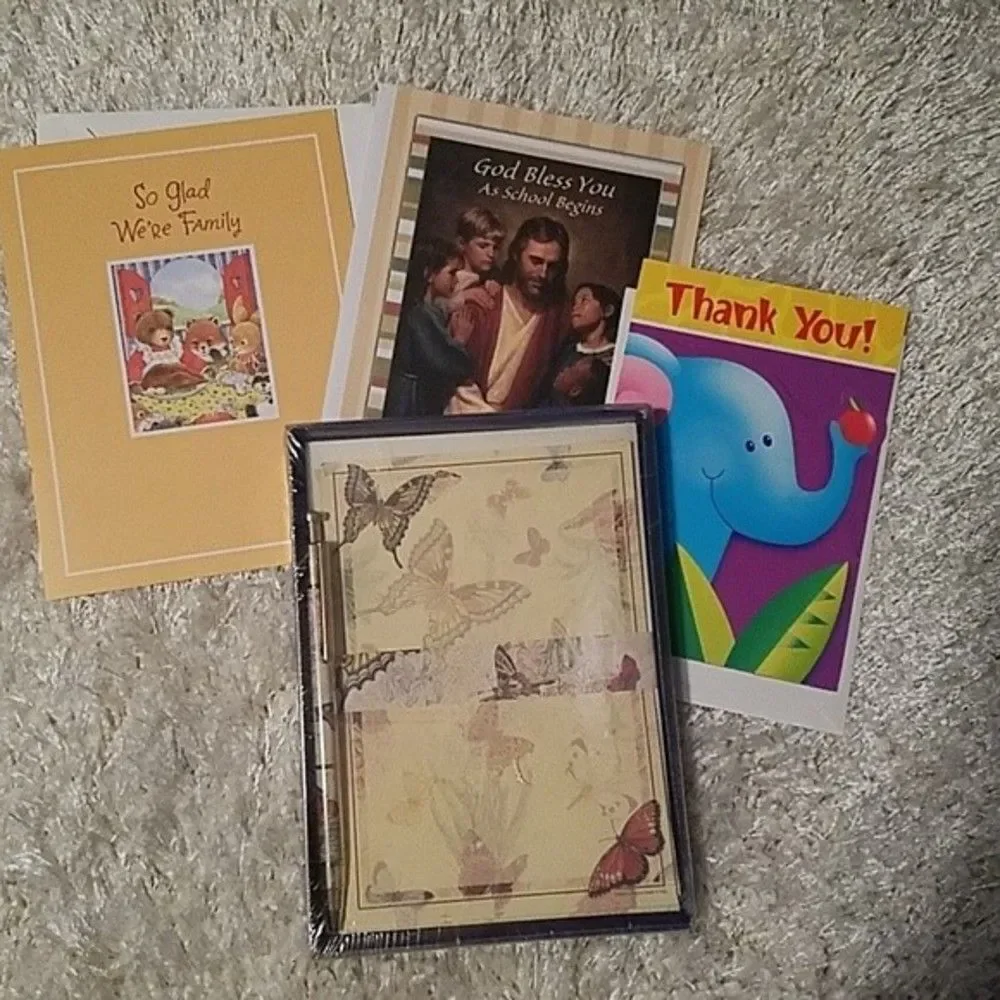 Stationary 4/$25 bundle paper cards unbranded pen pal doodle draw art Bundle